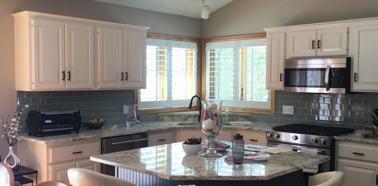 Orlando kitchen with shutters and appliances
